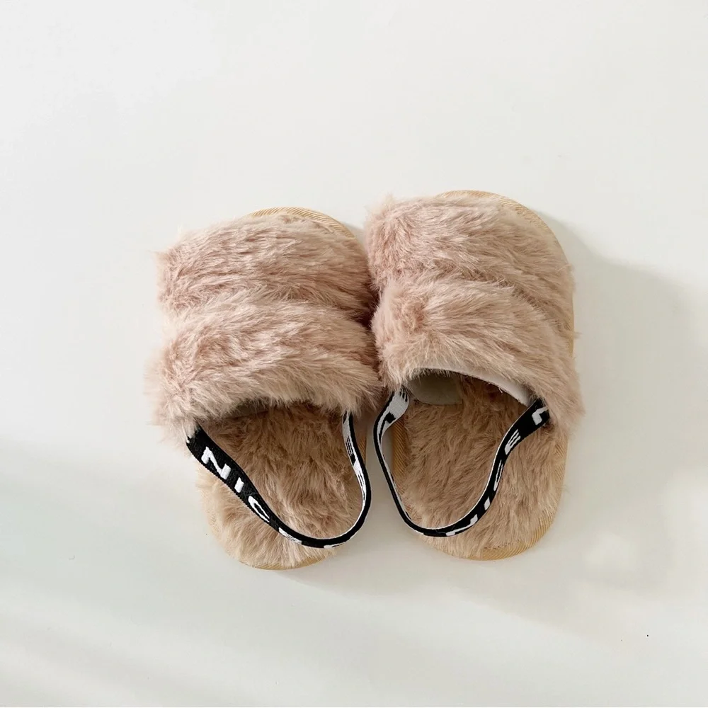 Baby Girl Faux Fur Slippers-Size 5